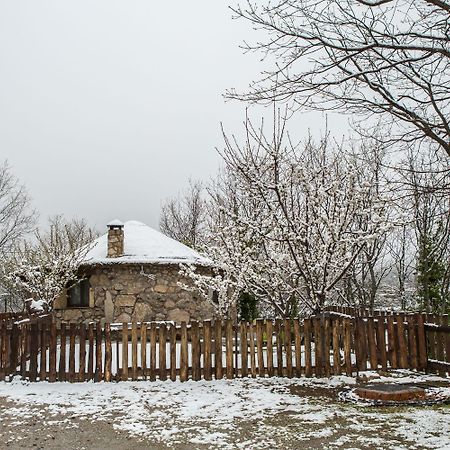 Albergue El Solitario Баньос-де-Монтемайор Екстер'єр фото
