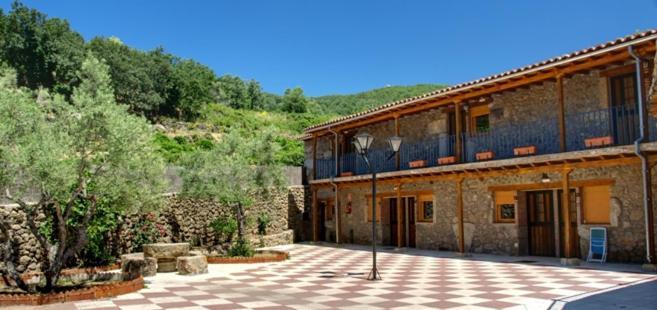 Albergue El Solitario Баньос-де-Монтемайор Екстер'єр фото