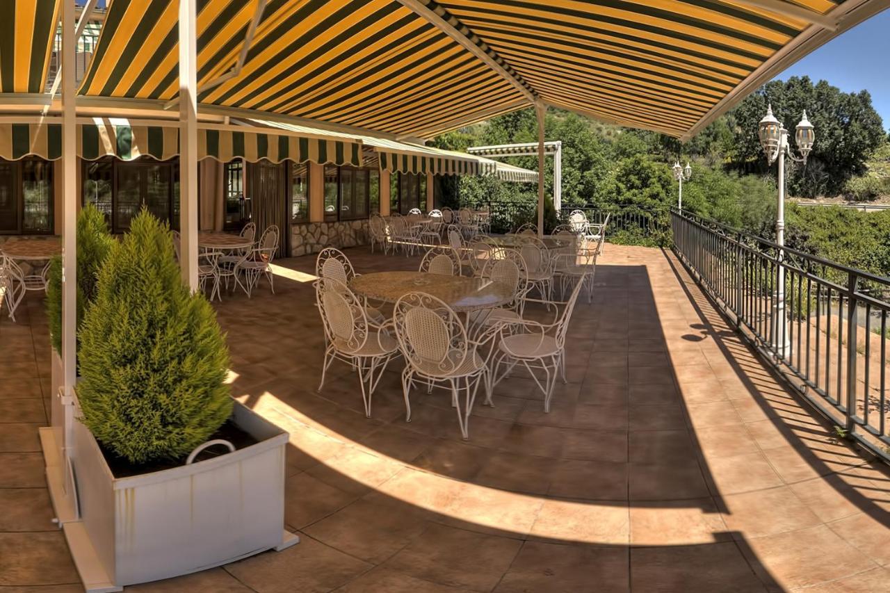 Albergue El Solitario Баньос-де-Монтемайор Екстер'єр фото